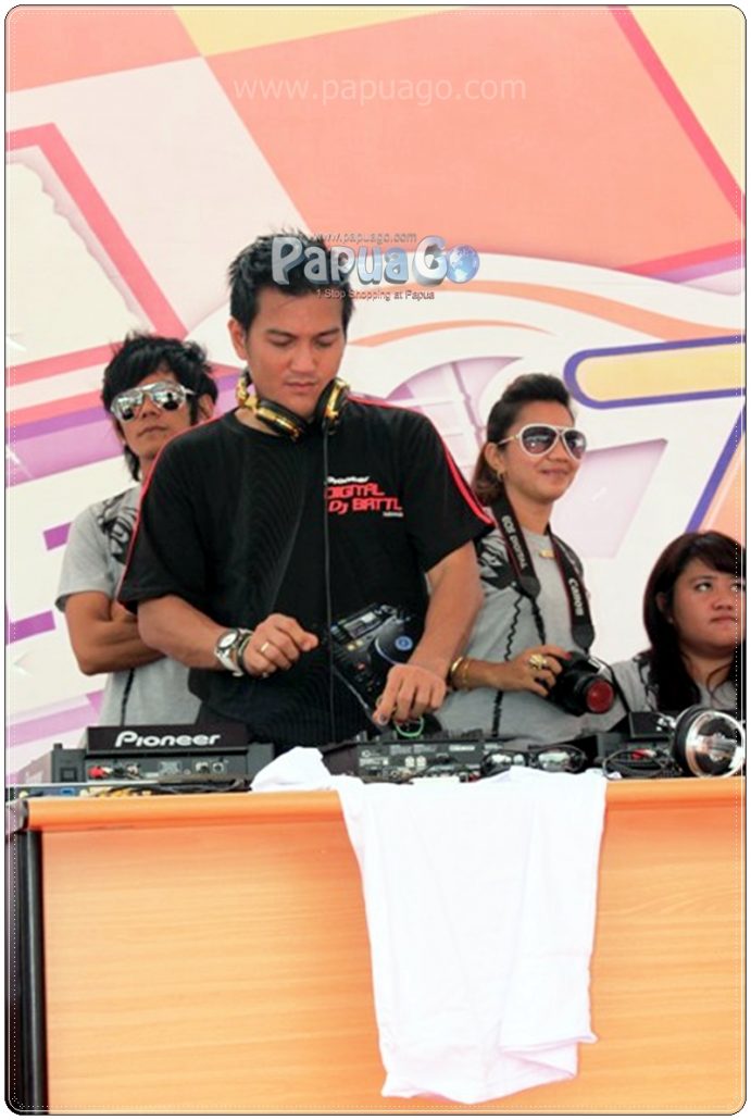 Dokumentasi Crew & Talent Papua Kreatif — foto 30