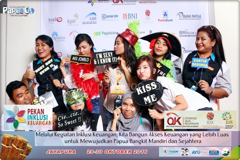 Dokumentasi Photobooth Papua Kreatif — foto 42