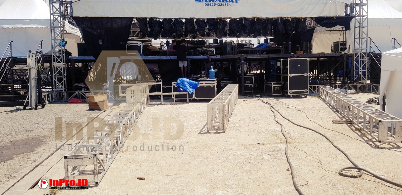 Dokumentasi Produksi & Advertising Papua Kreatif — foto 85
